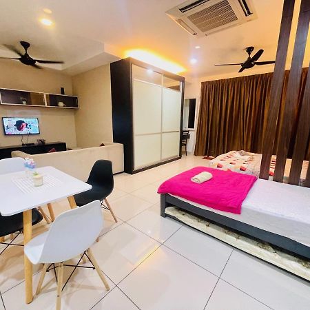 Ola Studio Penang At Mansion One George Town Exterior photo
